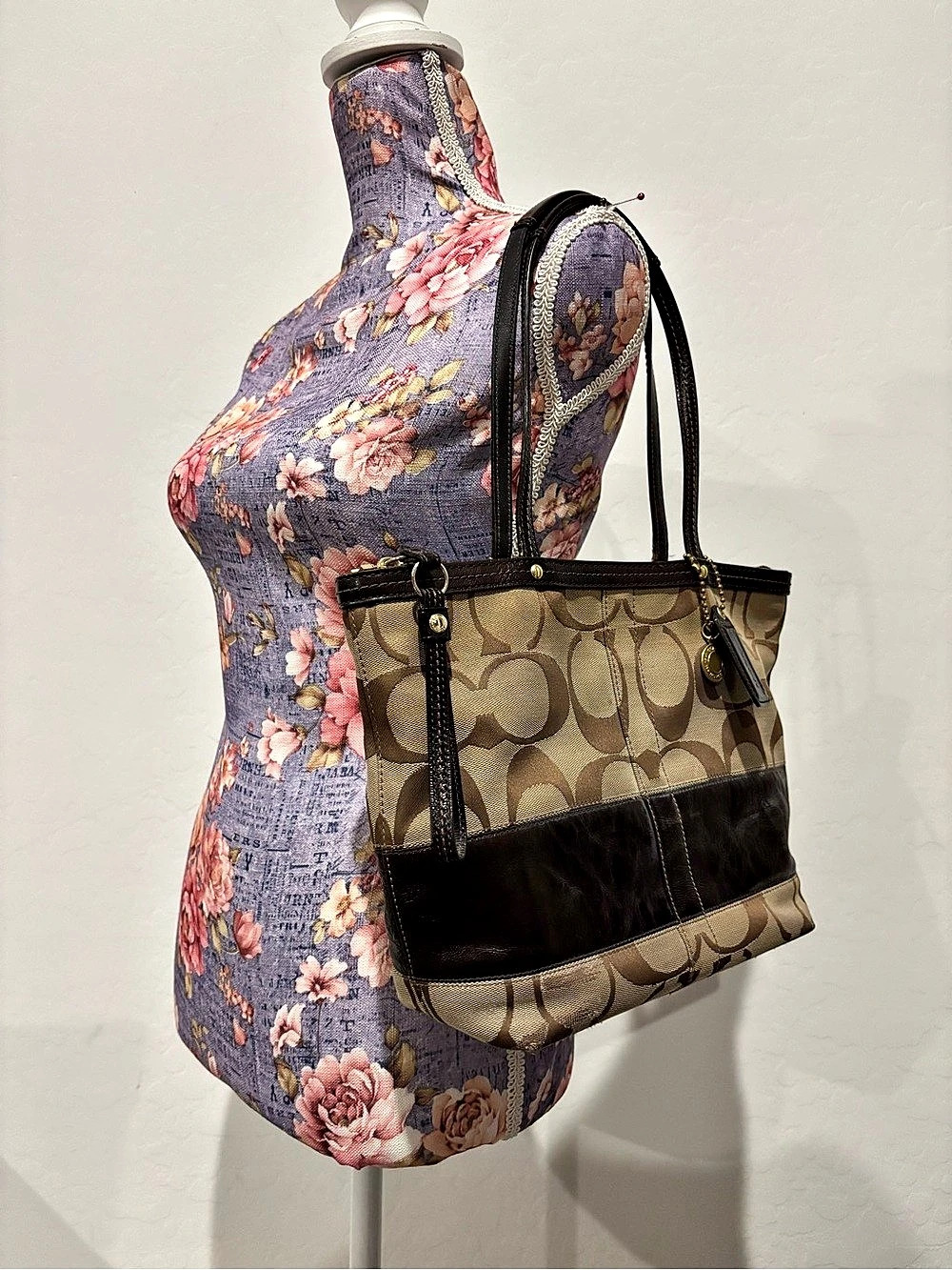 Coach Legacy Signature Tote Brown & Beige